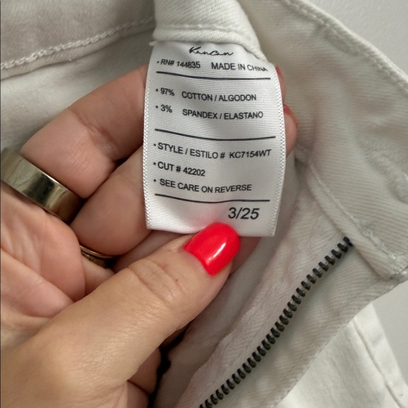 KanCan White Ankle Jeans - Picture 4 of 5